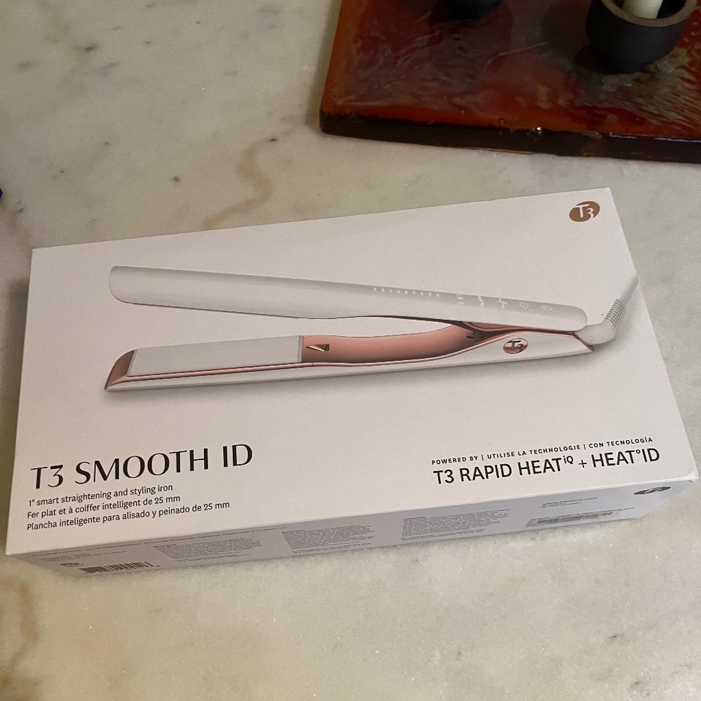 T3 Smooth ID Hair Straightener NIB